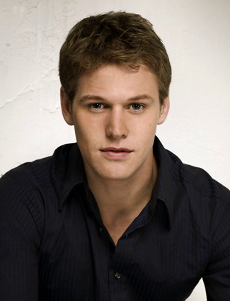 Matt Donovan รับบทโดย Zach Roerig